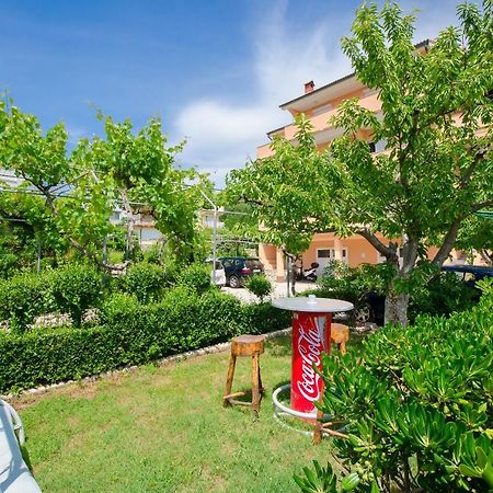 Apartments Rajka Лопар Экстерьер фото