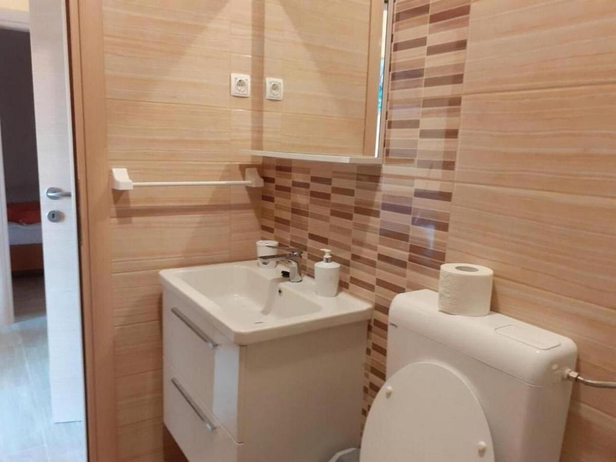 Apartments Rajka Лопар Экстерьер фото