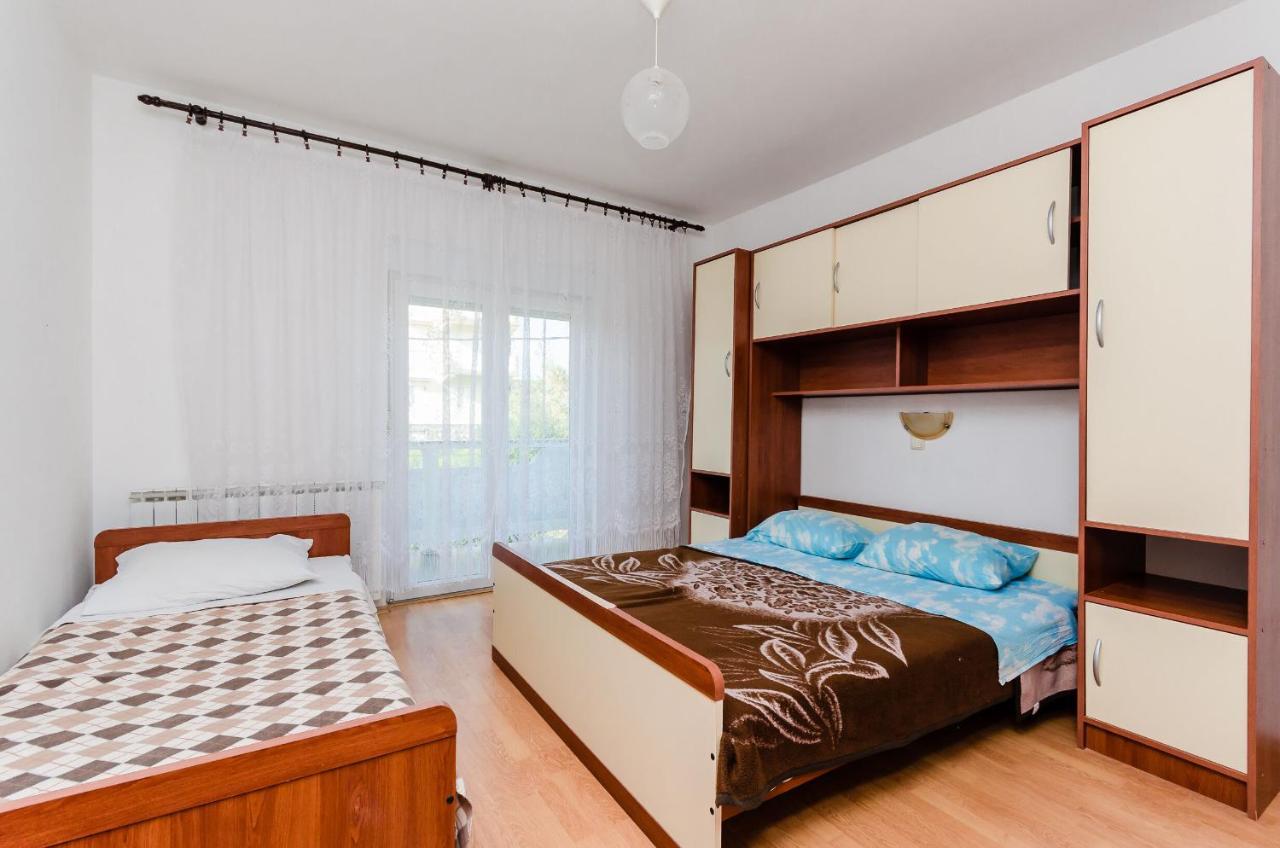 Apartments Rajka Лопар Экстерьер фото