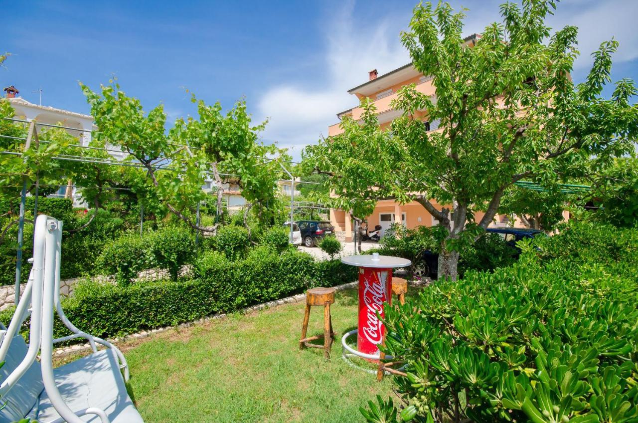 Apartments Rajka Лопар Экстерьер фото